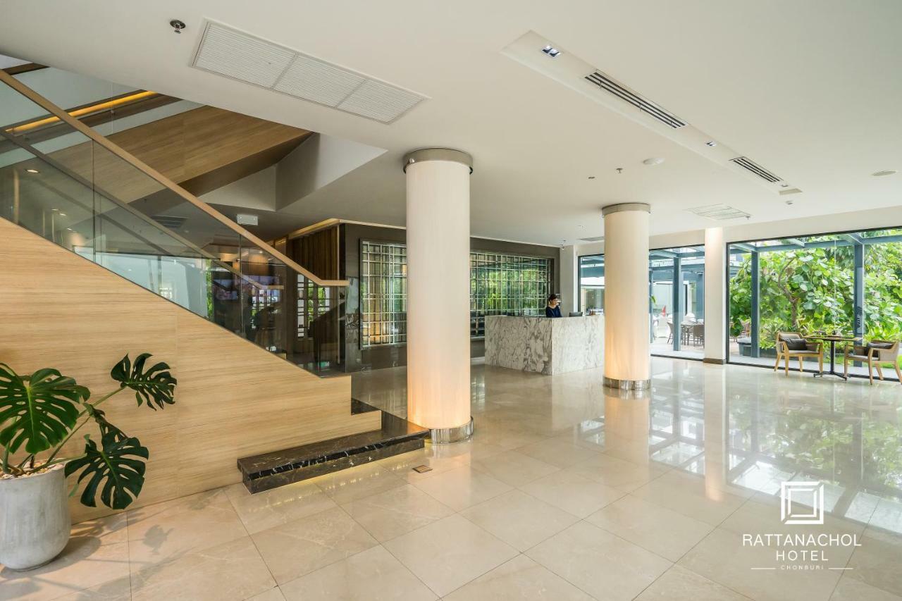 Rattanachol Hotel Чонбури Экстерьер фото