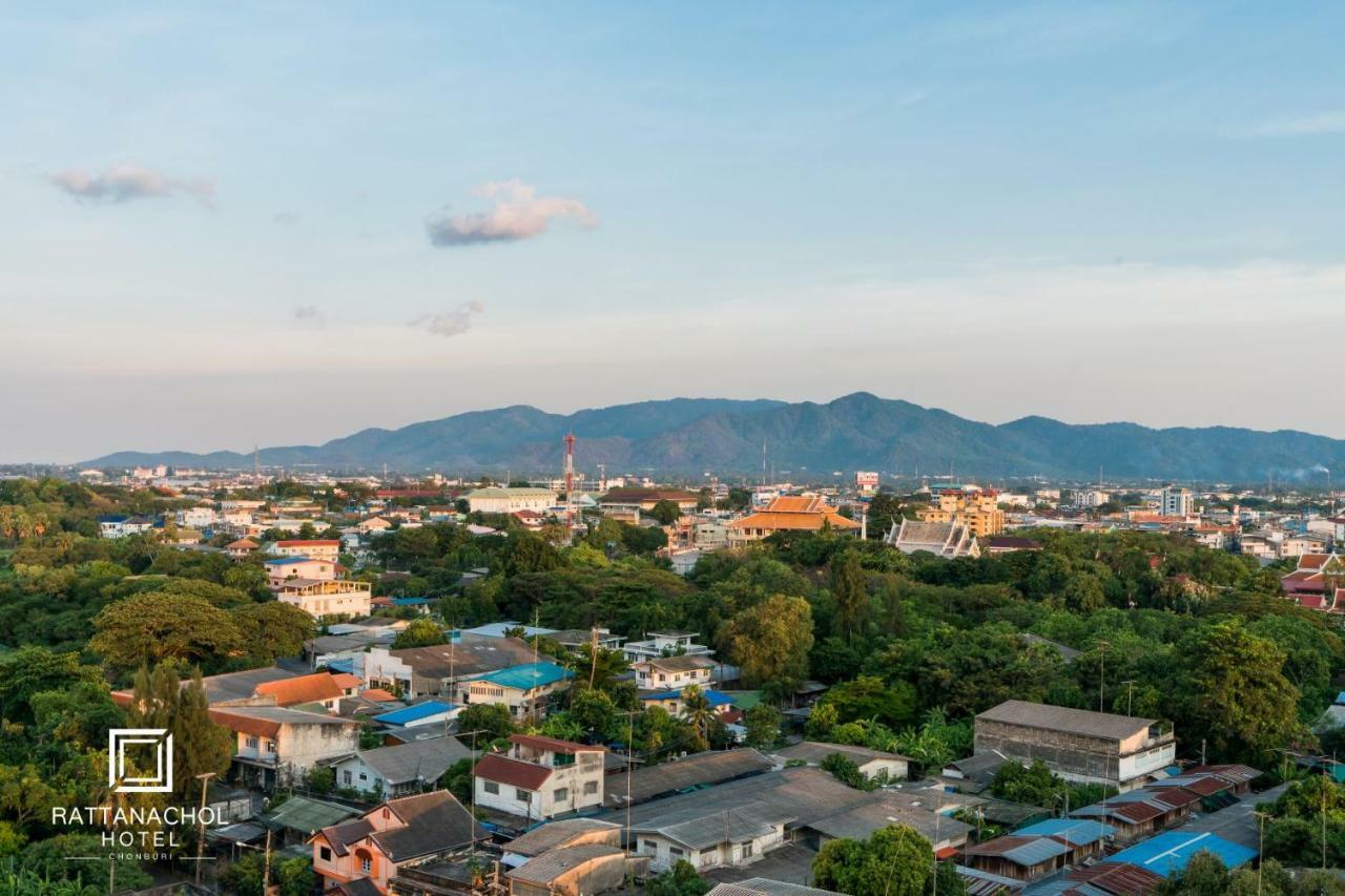 Rattanachol Hotel Чонбури Экстерьер фото
