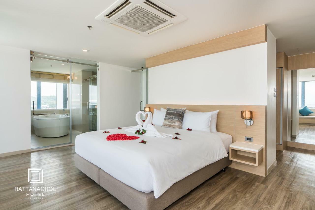 Rattanachol Hotel Чонбури Экстерьер фото