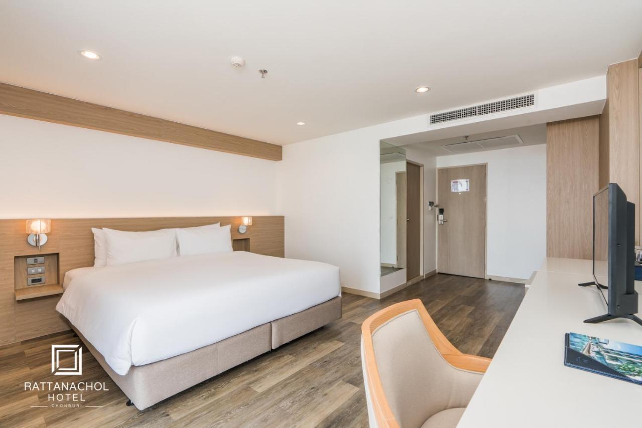 Rattanachol Hotel Чонбури Экстерьер фото